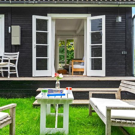 Idyll Summer House In Hornbaek Villa Exterior photo